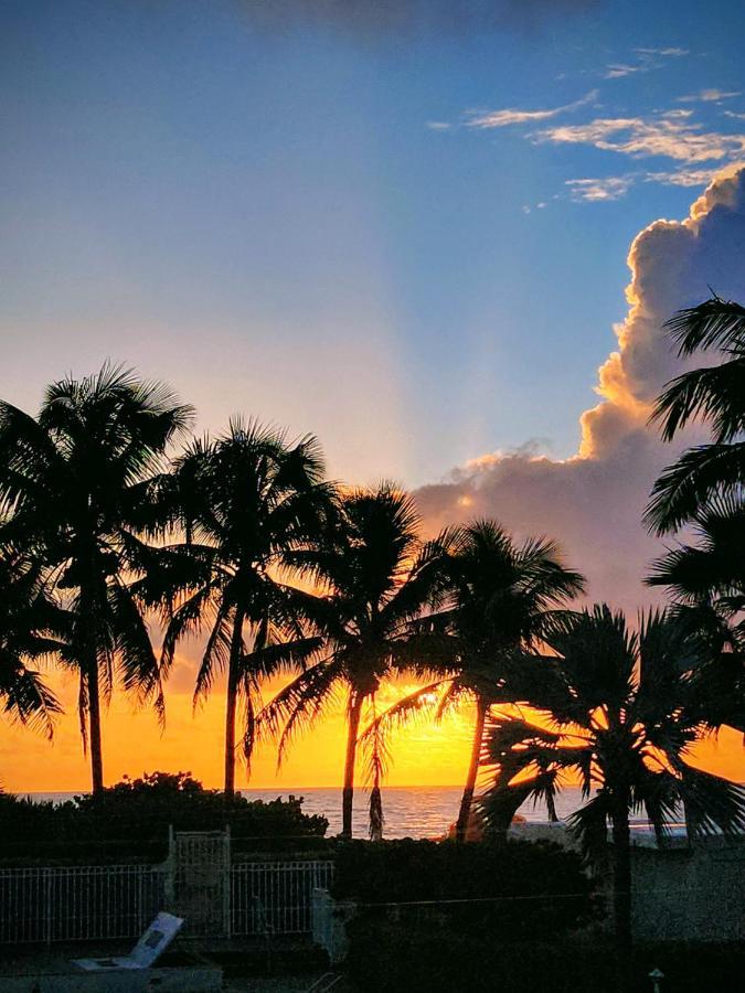 Sherry Frontenac Oceanfront Miami Beach Exterior foto